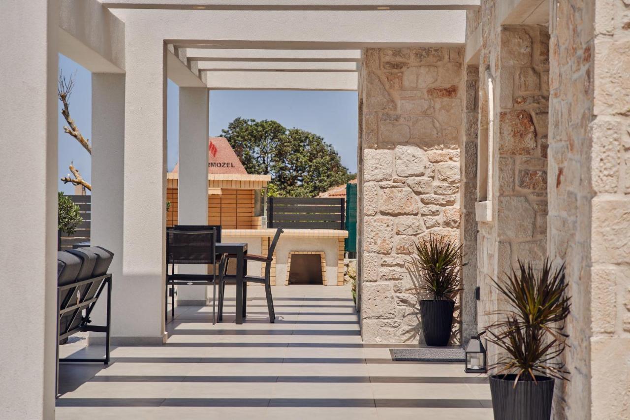 Mouzaki'S Stone Villas Volímai エクステリア 写真